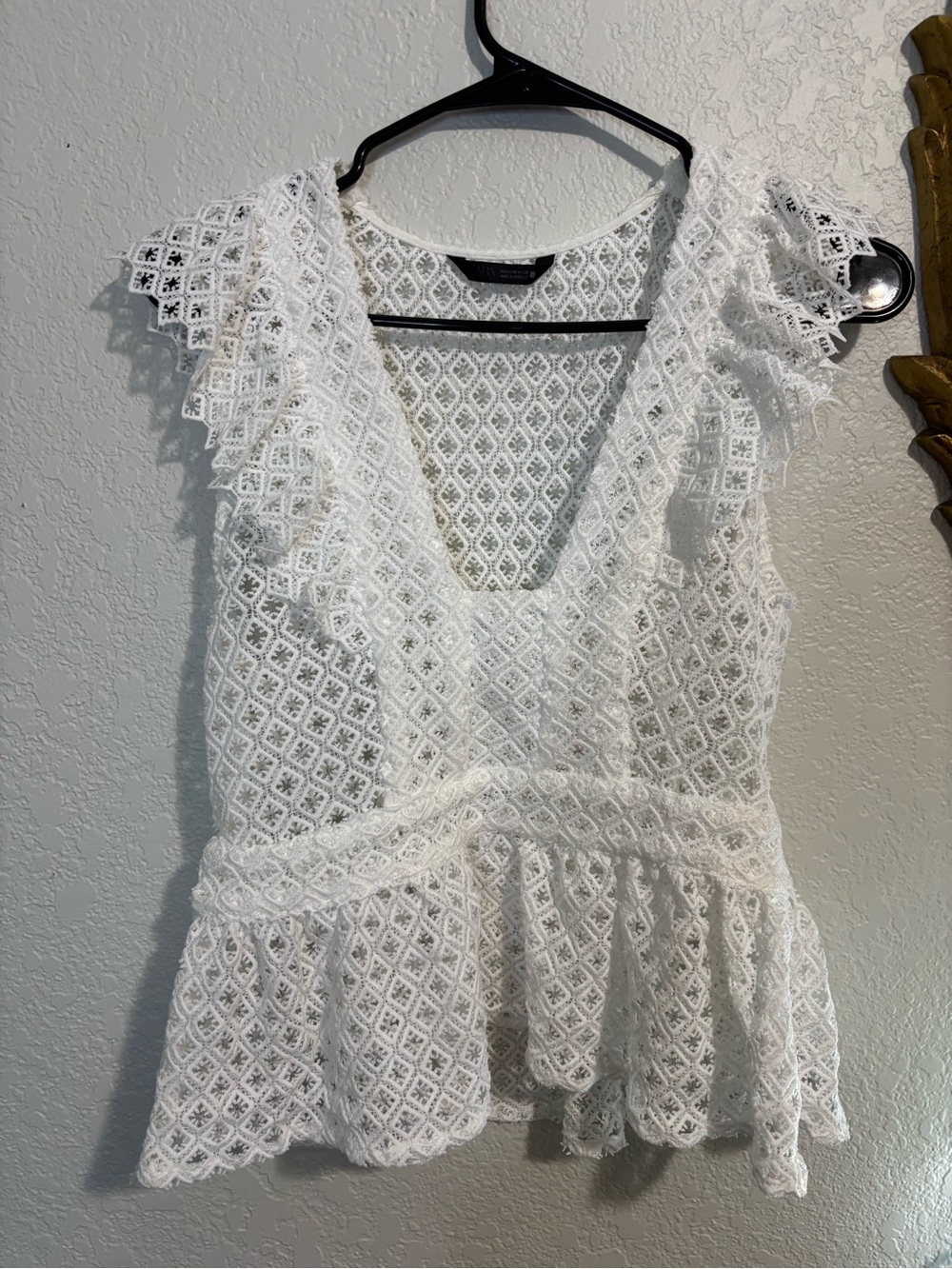 Zara White Lace Peplum Top Medium Eyelet Flutter Sleeve Cottagecore Coquette